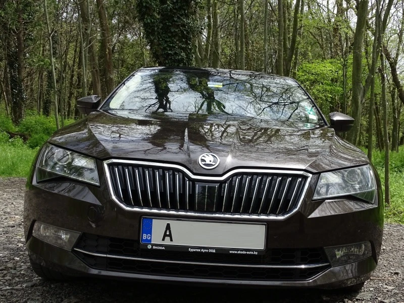 Skoda Superb L&K 4x4, снимка 3 - Автомобили и джипове - 47363635