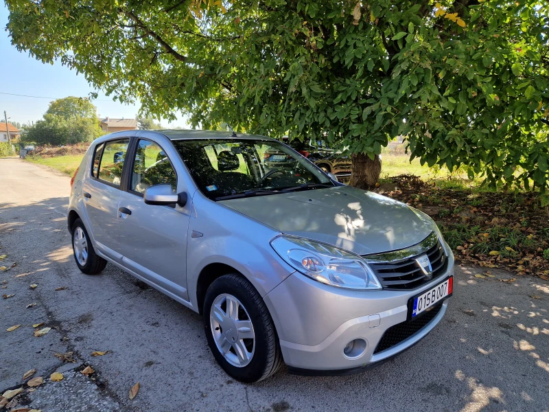 Dacia Sandero 1.4MPI Фабрична газ, снимка 6 - Автомобили и джипове - 47383682