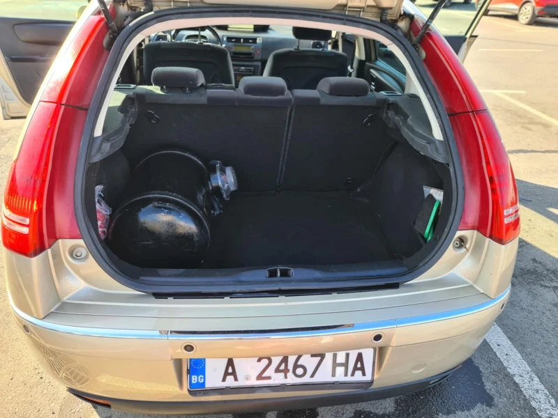 Citroen C4, снимка 9 - Автомобили и джипове - 49154704