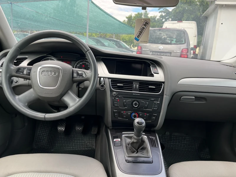 Audi A4 Avant 2.0TDI, снимка 11 - Автомобили и джипове - 50499403