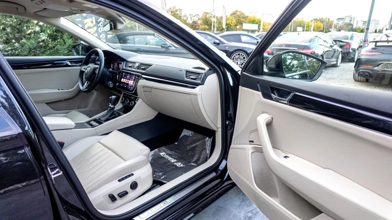 Skoda Superb 2.0TDI LAURIN&KLEMENT EDITION 50ХИЛ КМ ЛИЗИНГ 100%, снимка 14 - Автомобили и джипове - 52080184
