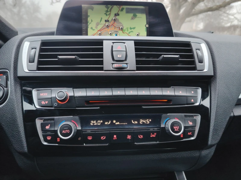 BMW 125 M Performance, снимка 11 - Автомобили и джипове - 52817097