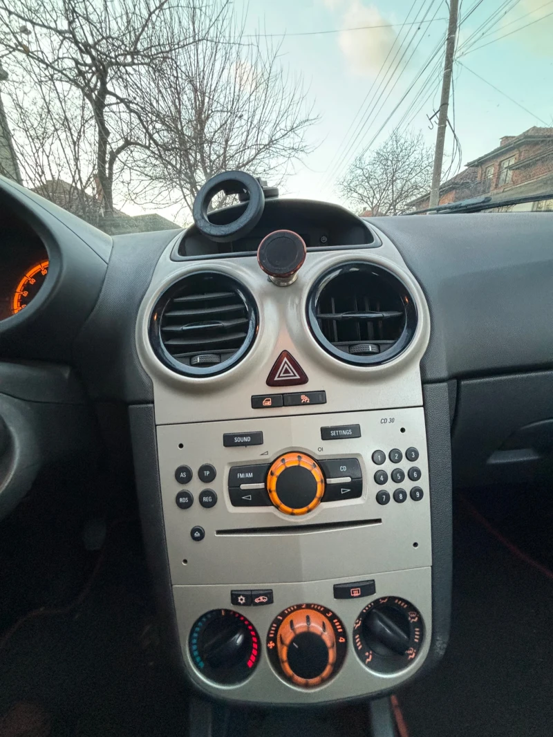 Opel Corsa, снимка 6 - Автомобили и джипове - 52921894