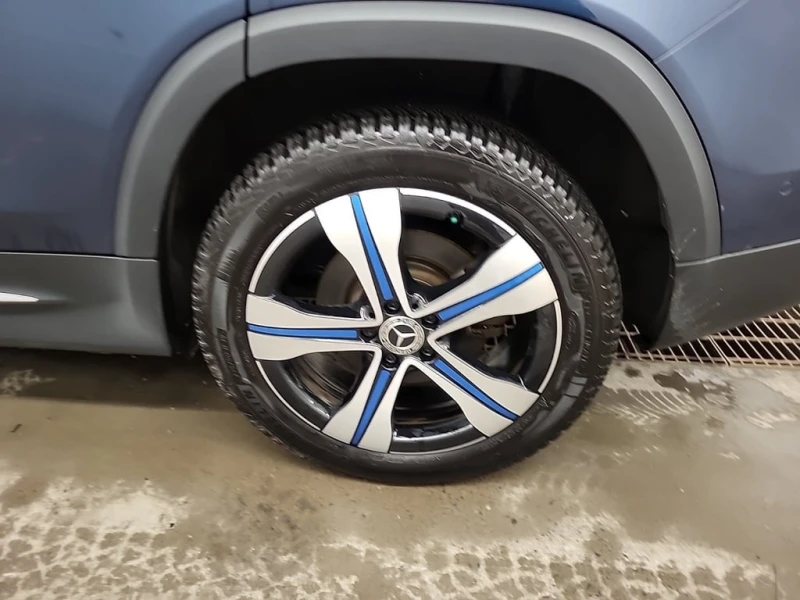 Mercedes-Benz EQB * 350 * CARFAX * ФИНАНСИРАНЕ, снимка 6 - Автомобили и джипове - 53163276