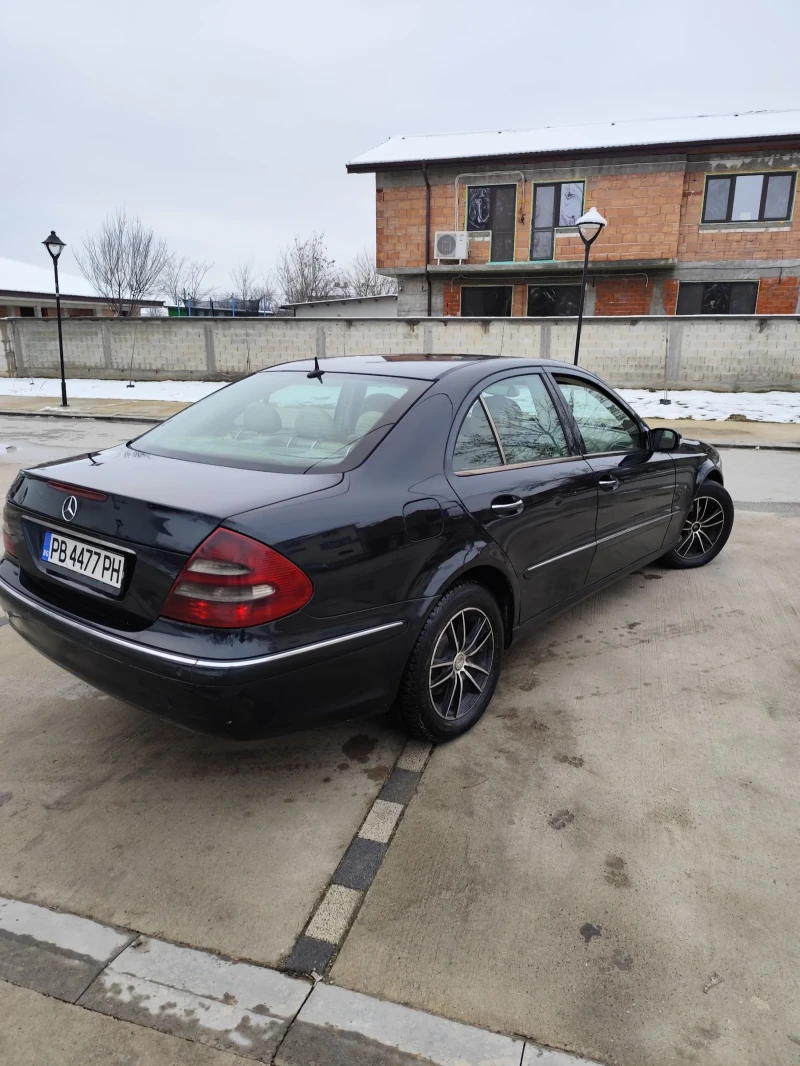 Mercedes-Benz E 270 Е270, снимка 6 - Автомобили и джипове - 53366952