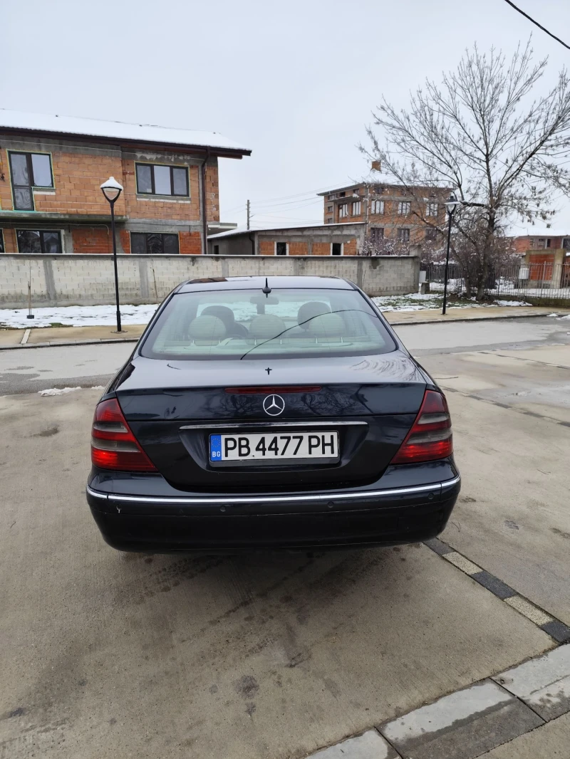 Mercedes-Benz E 270 Е270, снимка 5 - Автомобили и джипове - 53366952
