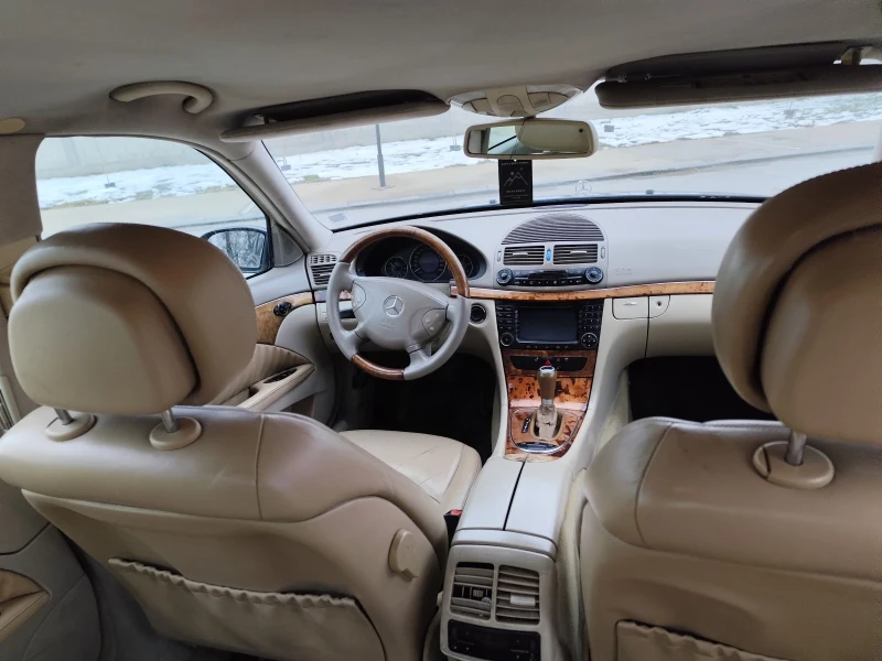 Mercedes-Benz E 270 Е270, снимка 9 - Автомобили и джипове - 53366952