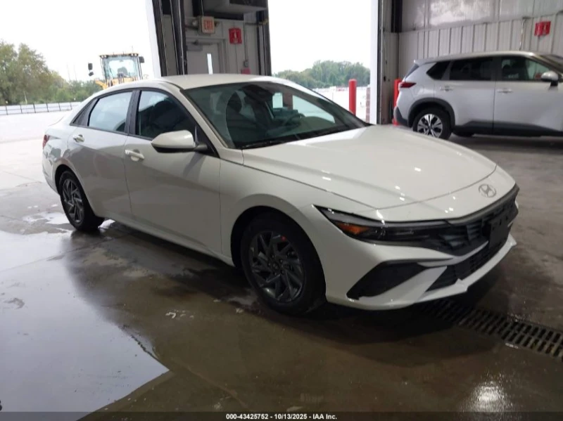 Hyundai Elantra SEL, снимка 3 - Автомобили и джипове - 53396742