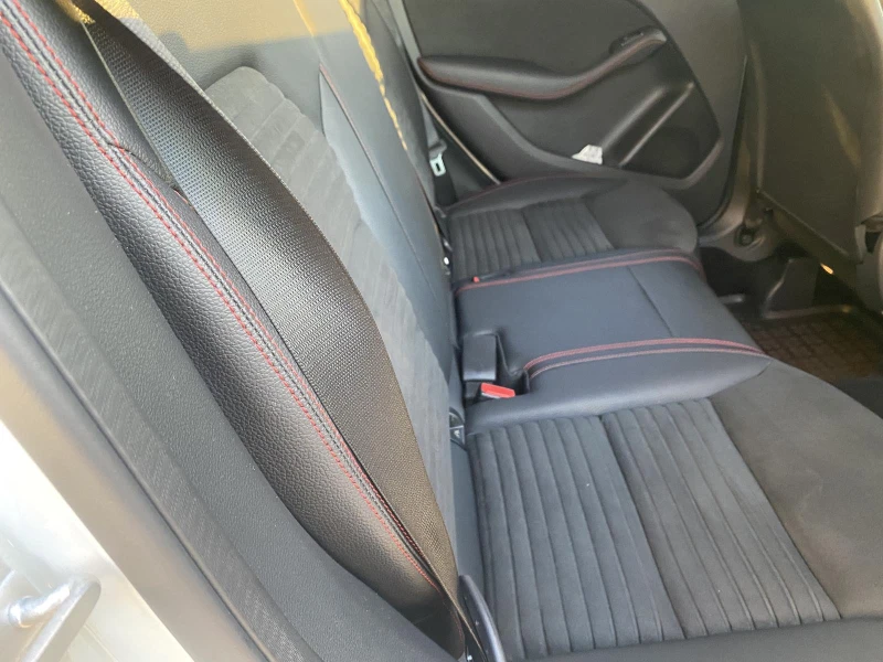 Mercedes-Benz B 200 AMG, снимка 8 - Автомобили и джипове - 53400299