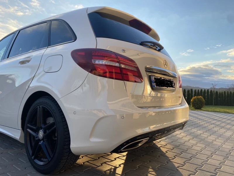 Mercedes-Benz B 200 AMG, снимка 3 - Автомобили и джипове - 53400299