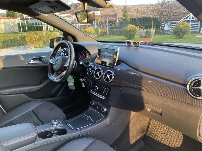 Mercedes-Benz B 200 AMG, снимка 5 - Автомобили и джипове - 53400299