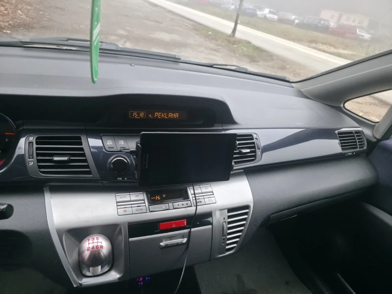 Honda Fr-v 2.2 I-CTDI, снимка 7 - Автомобили и джипове - 53571359