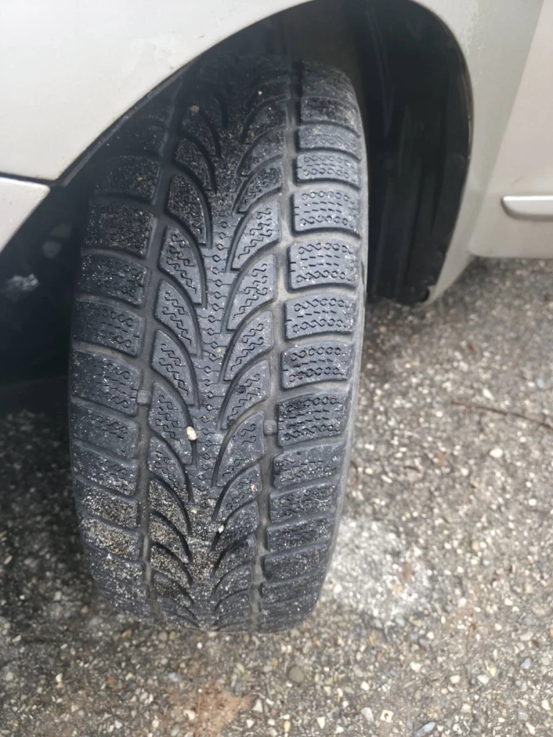 Honda Fr-v 2.2 I-CTDI, снимка 5 - Автомобили и джипове - 53571359