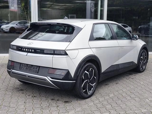 Hyundai Ioniq 5 AWD / SOH100% ГАРАНЦИОНЕН, снимка 5 - Автомобили и джипове - 52904366