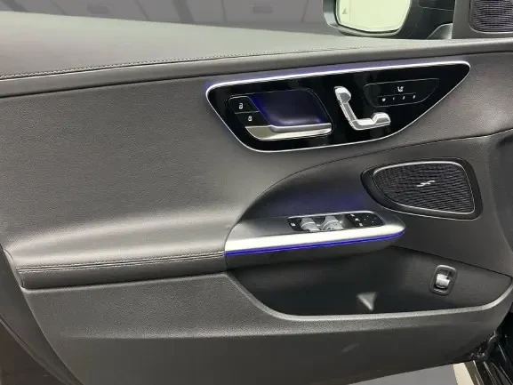 Mercedes-Benz C 200 = AMG Line = Advanced Plus Гаранция, снимка 5 - Автомобили и джипове - 53591082