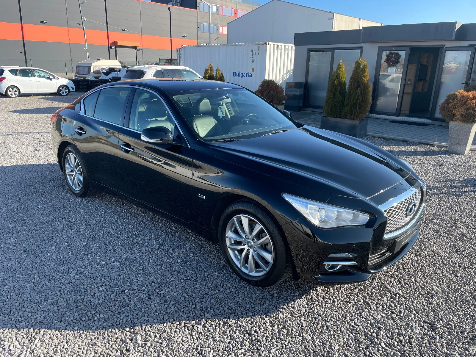 Infiniti Q50 2.2D-170k.c. - изображение 8