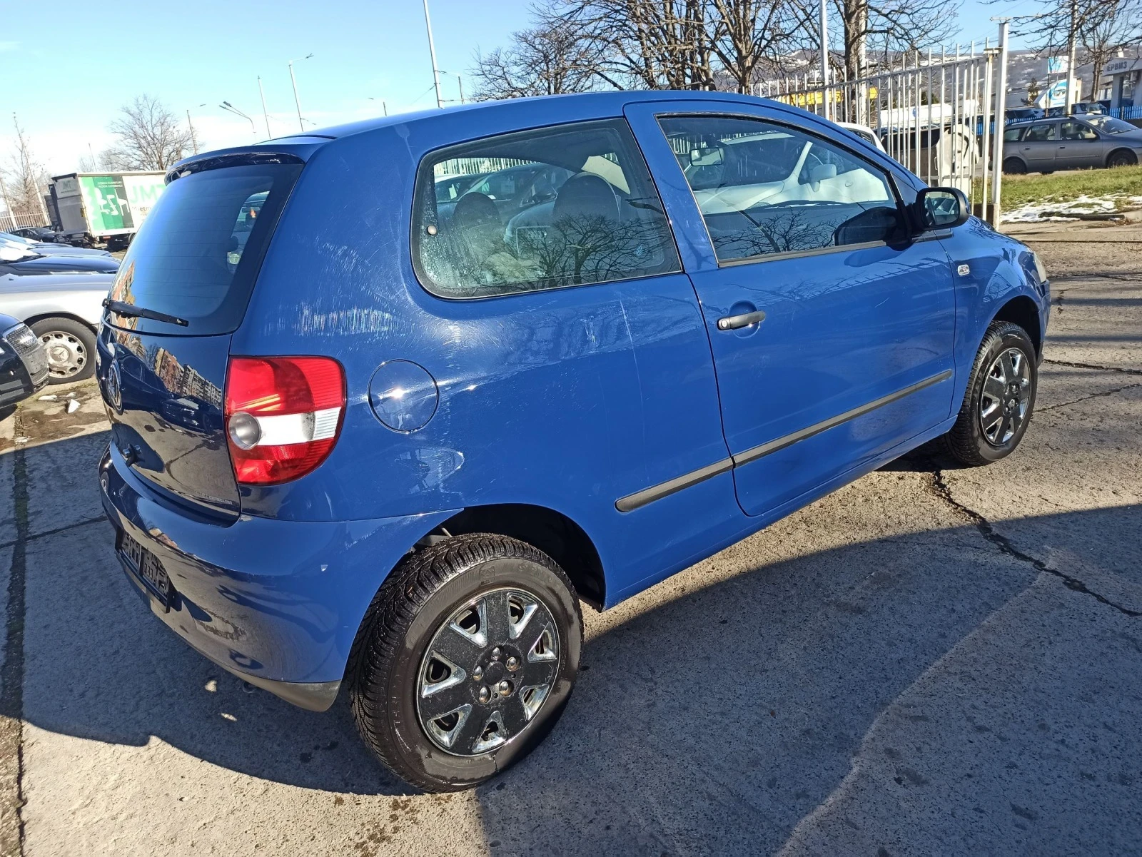 VW Fox 1.2I - изображение 4