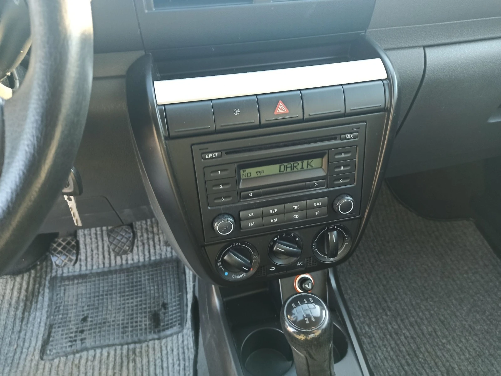 VW Fox 1.2I - изображение 9