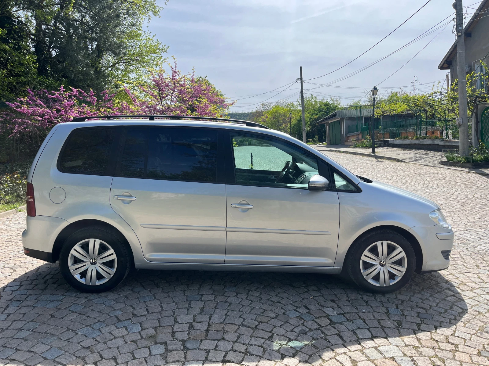 VW Touran 1.4tsi* 140кс* evro5* 7м - изображение 7