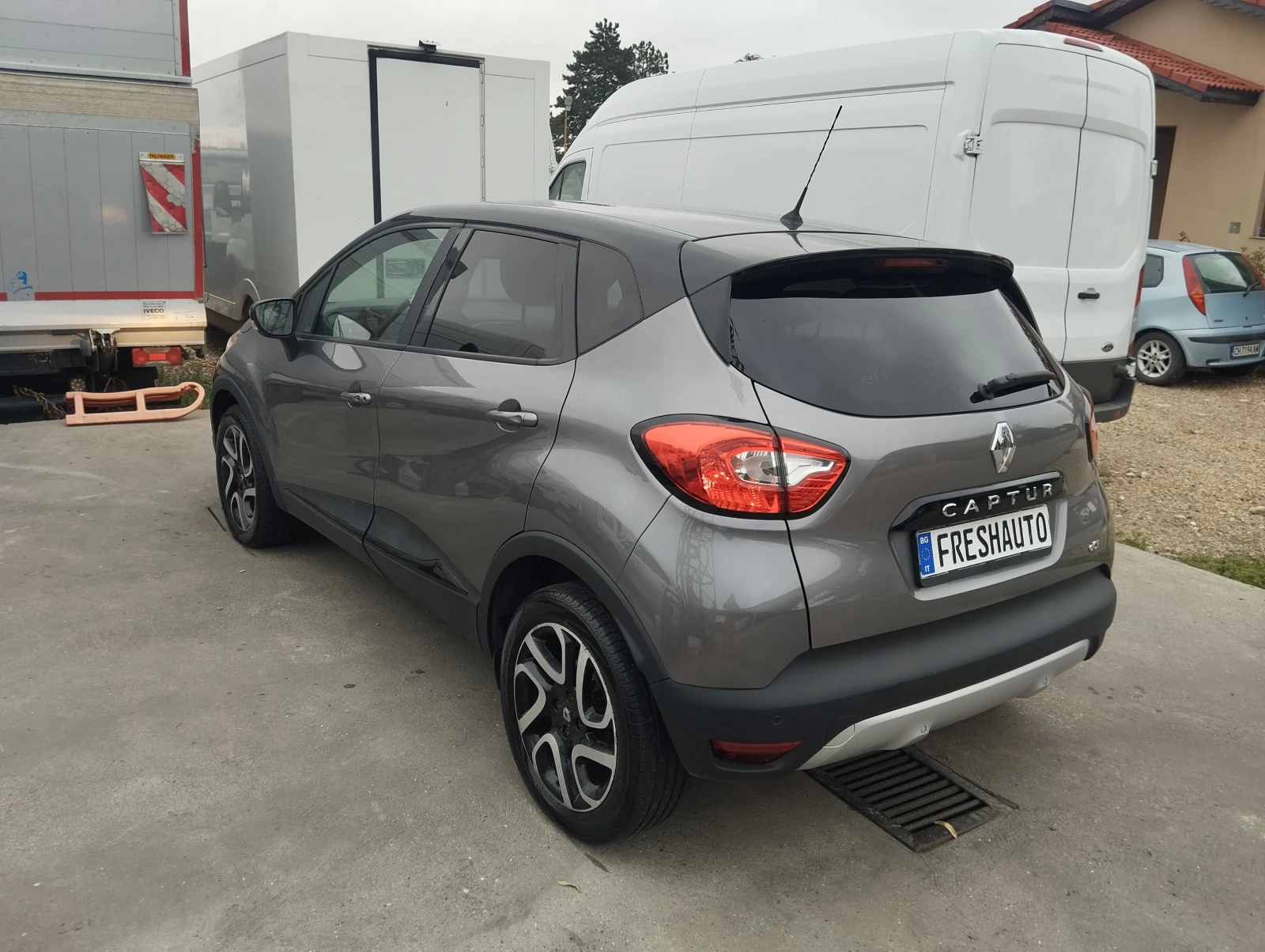 Renault Captur 1.5dci Navi/Кожа/Камера - изображение 4