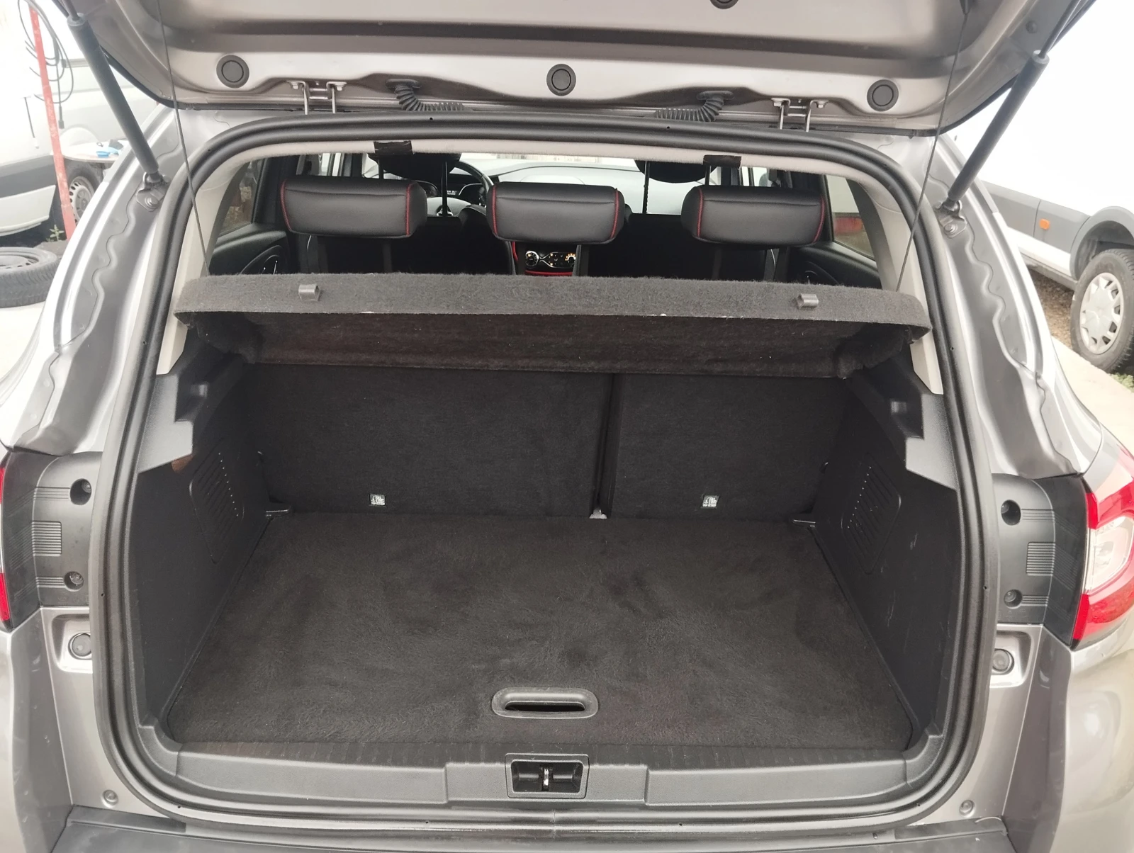 Renault Captur 1.5dci Navi/Кожа/Камера | Mobile.bg — изображение 13