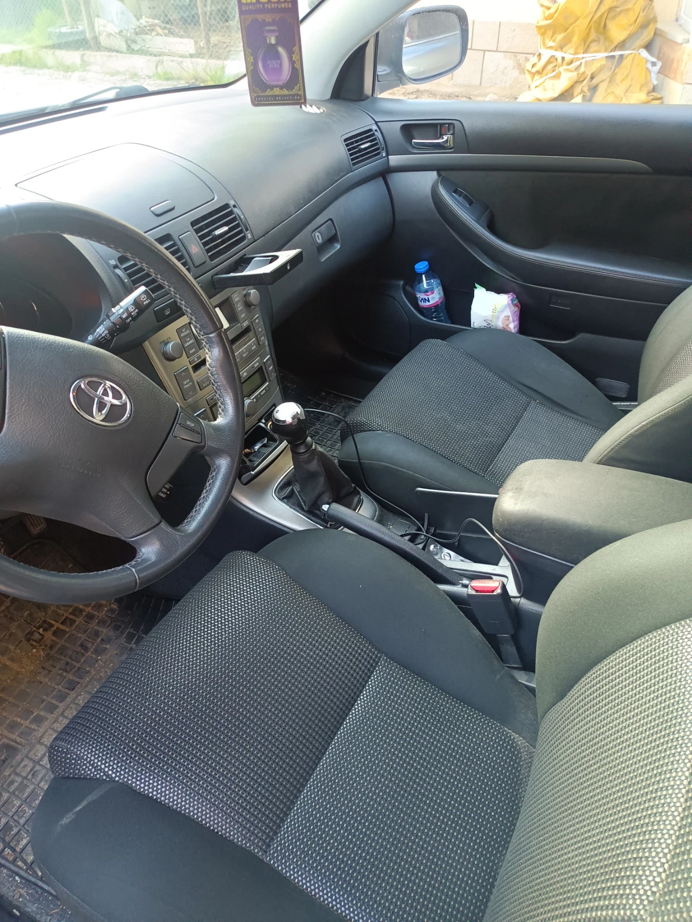 Toyota Avensis  - изображение 5