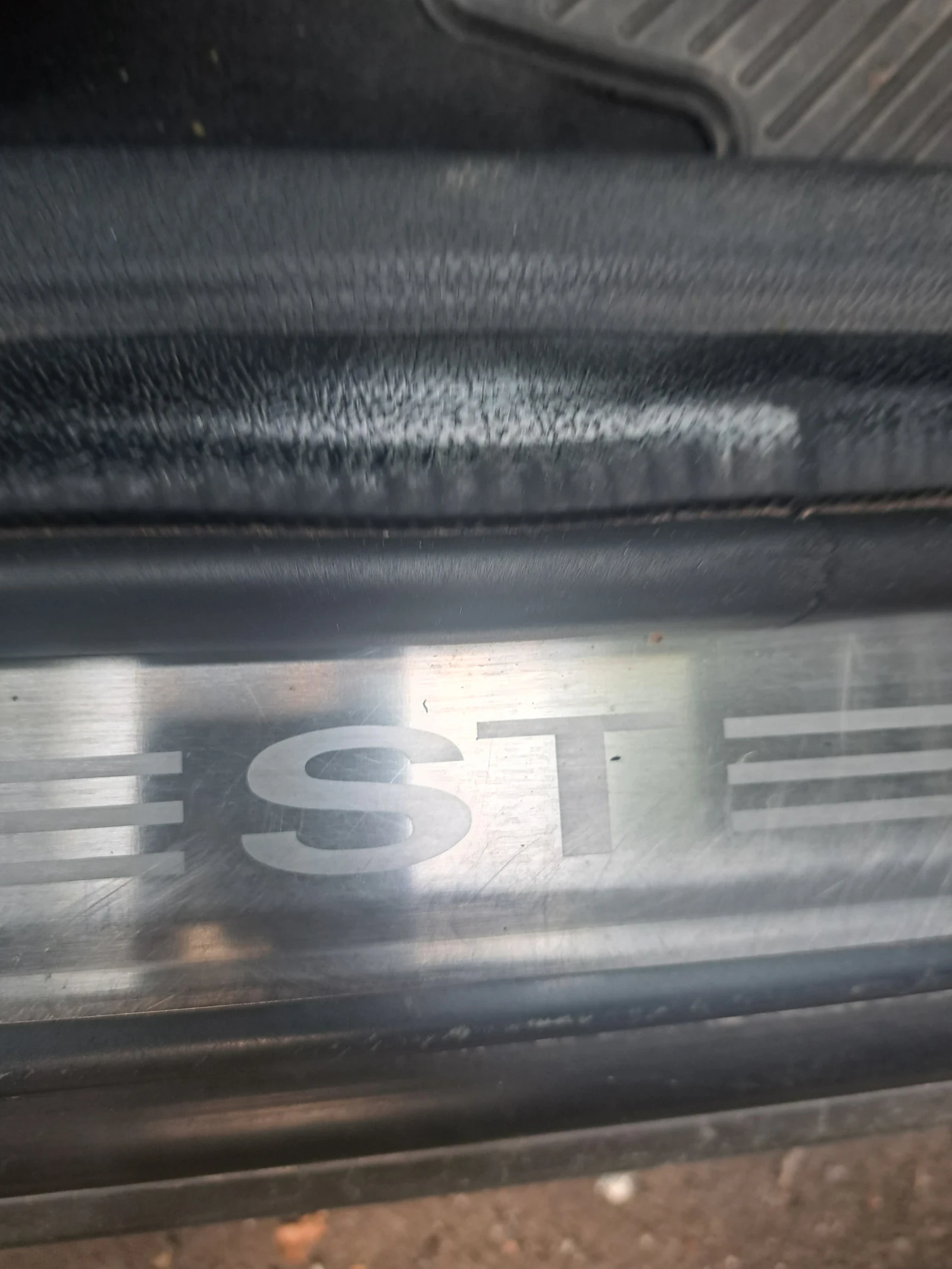 Ford Mondeo ST220  - изображение 6