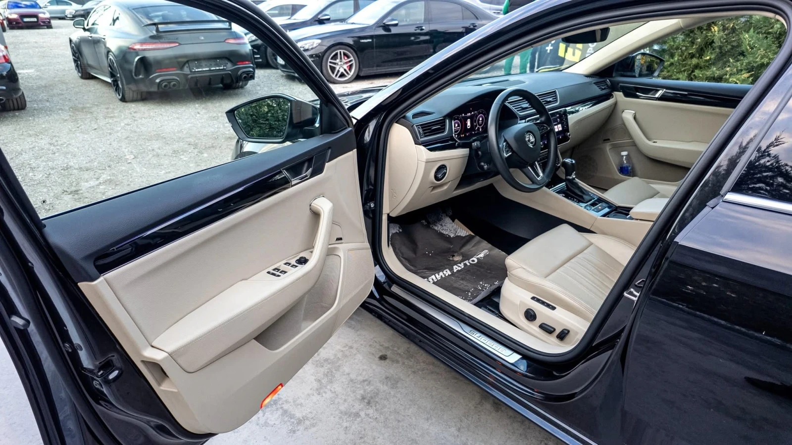 Skoda Superb 2.0TDI LAURIN&KLEMENT EDITION 50   100% | Mobile.bg   12