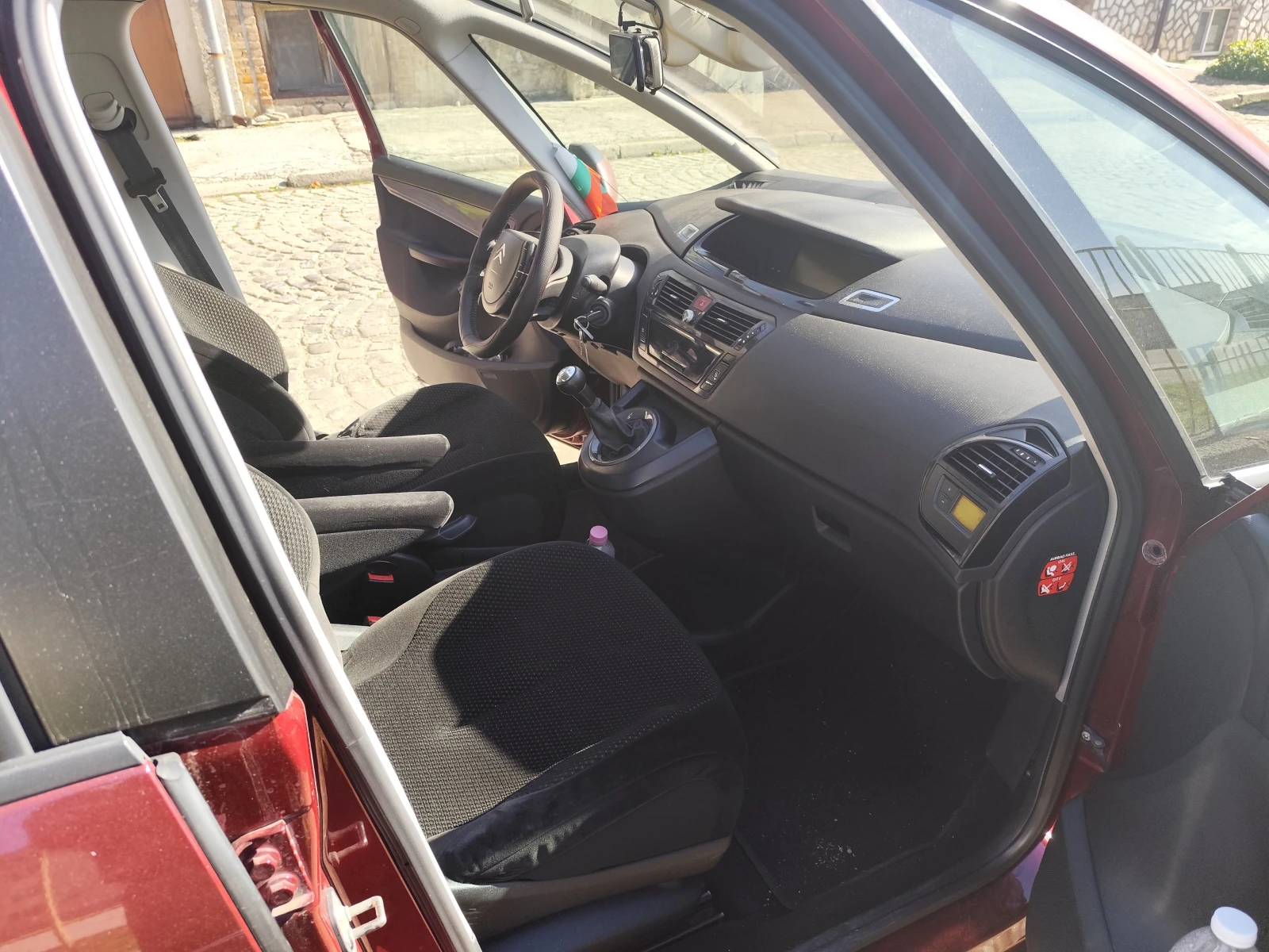 Citroen C4 Picasso 1.8 | Mobile.bg   6
