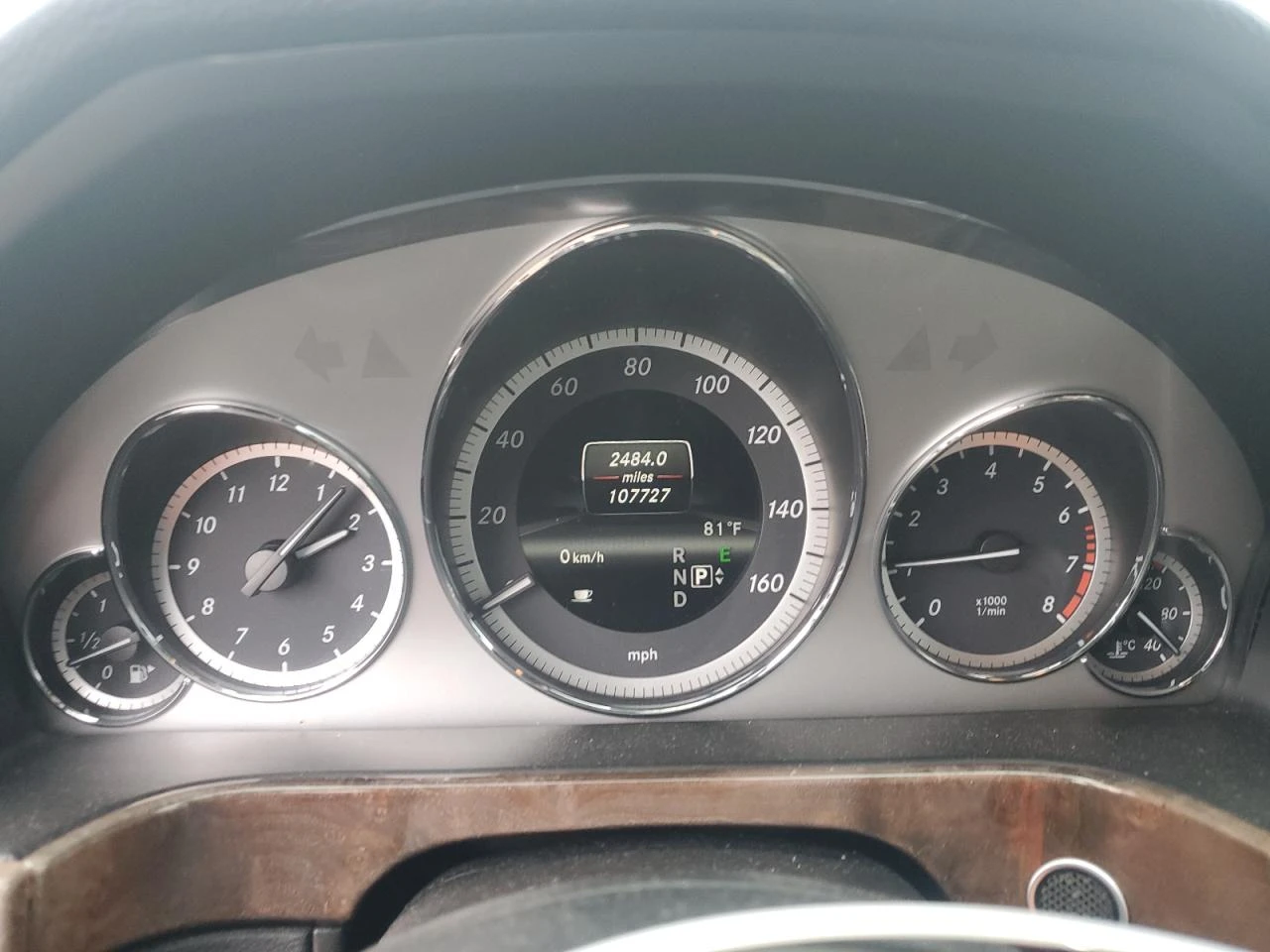 Mercedes-Benz E 350 КОЖА* ПОДГРЕВ* KEYLESS* КАМЕРА - изображение 9