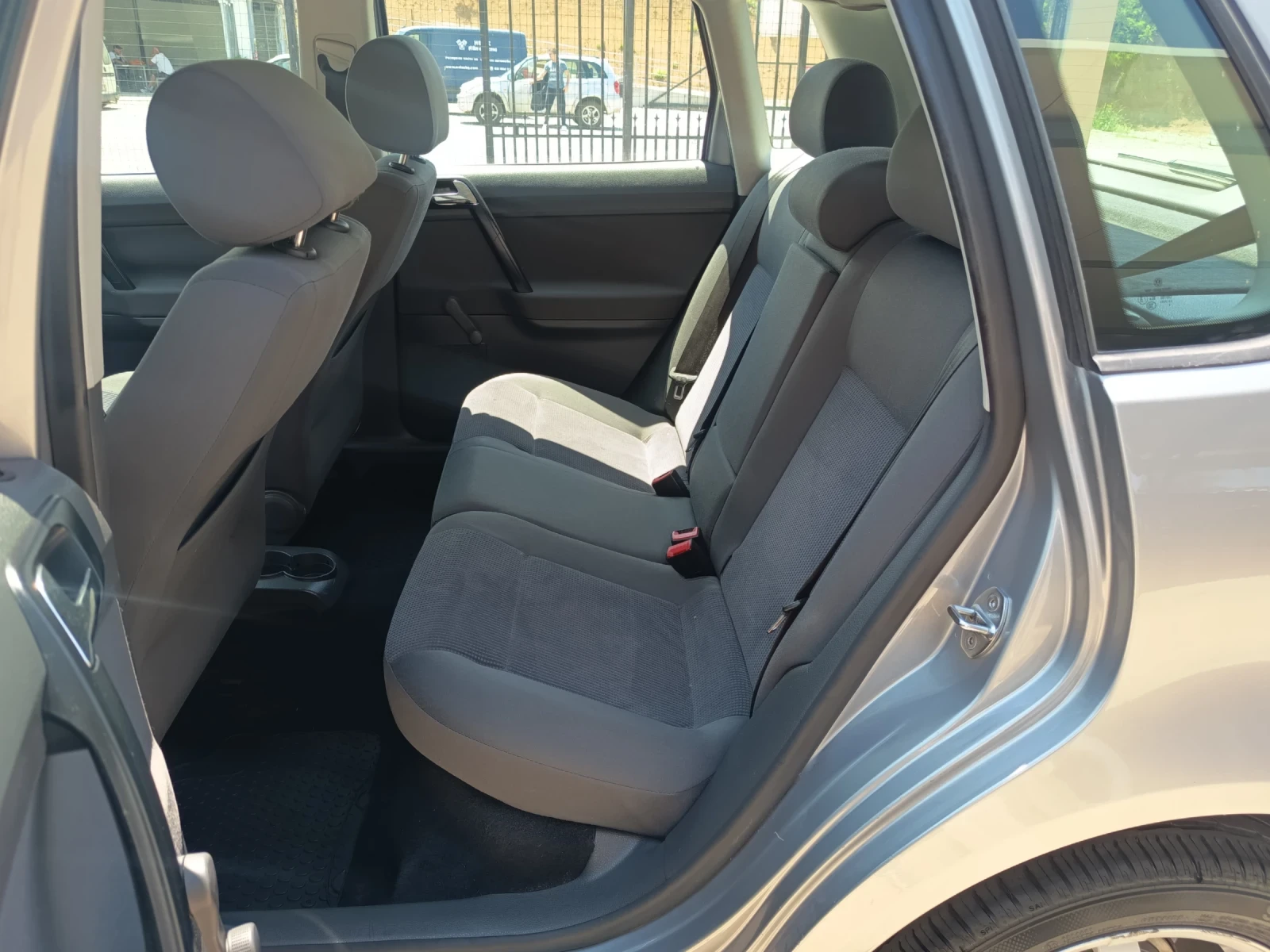 VW Polo 1.2i, снимка 10 - Автомобили и джипове - 52540464