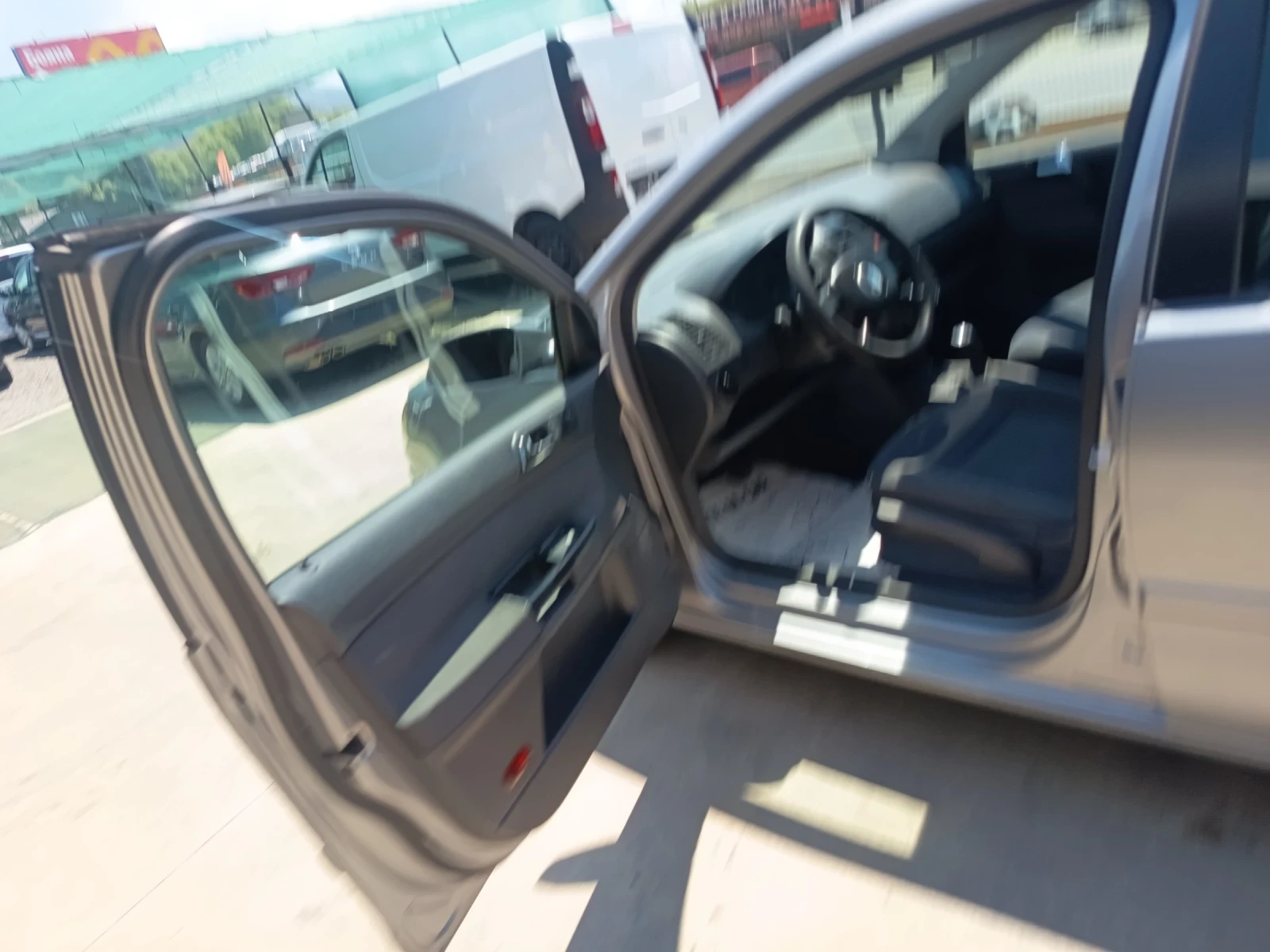 VW Polo 1.2i, снимка 9 - Автомобили и джипове - 52540464