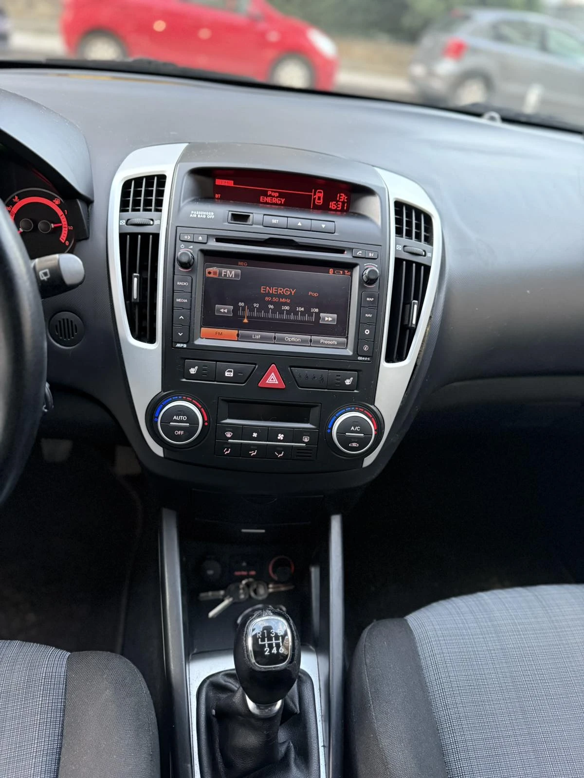 Kia Ceed | Mobile.bg � ����������� 11