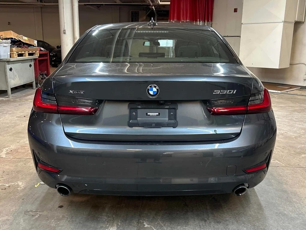 BMW 330 * 330i xDrive * CARFAX * ��� ������������ ������ | Mobile.bg � ����������� 4