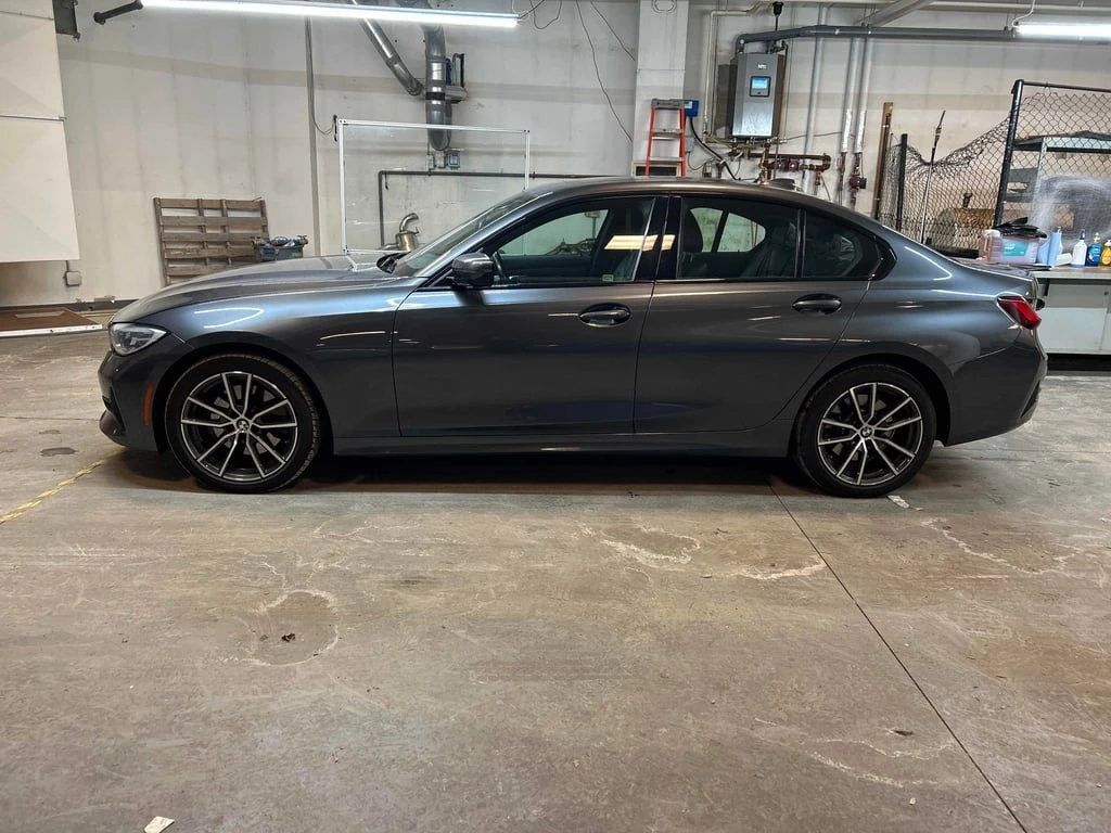 BMW 330 * 330i xDrive * CARFAX * ��� ������������ ������ | Mobile.bg � ����������� 2