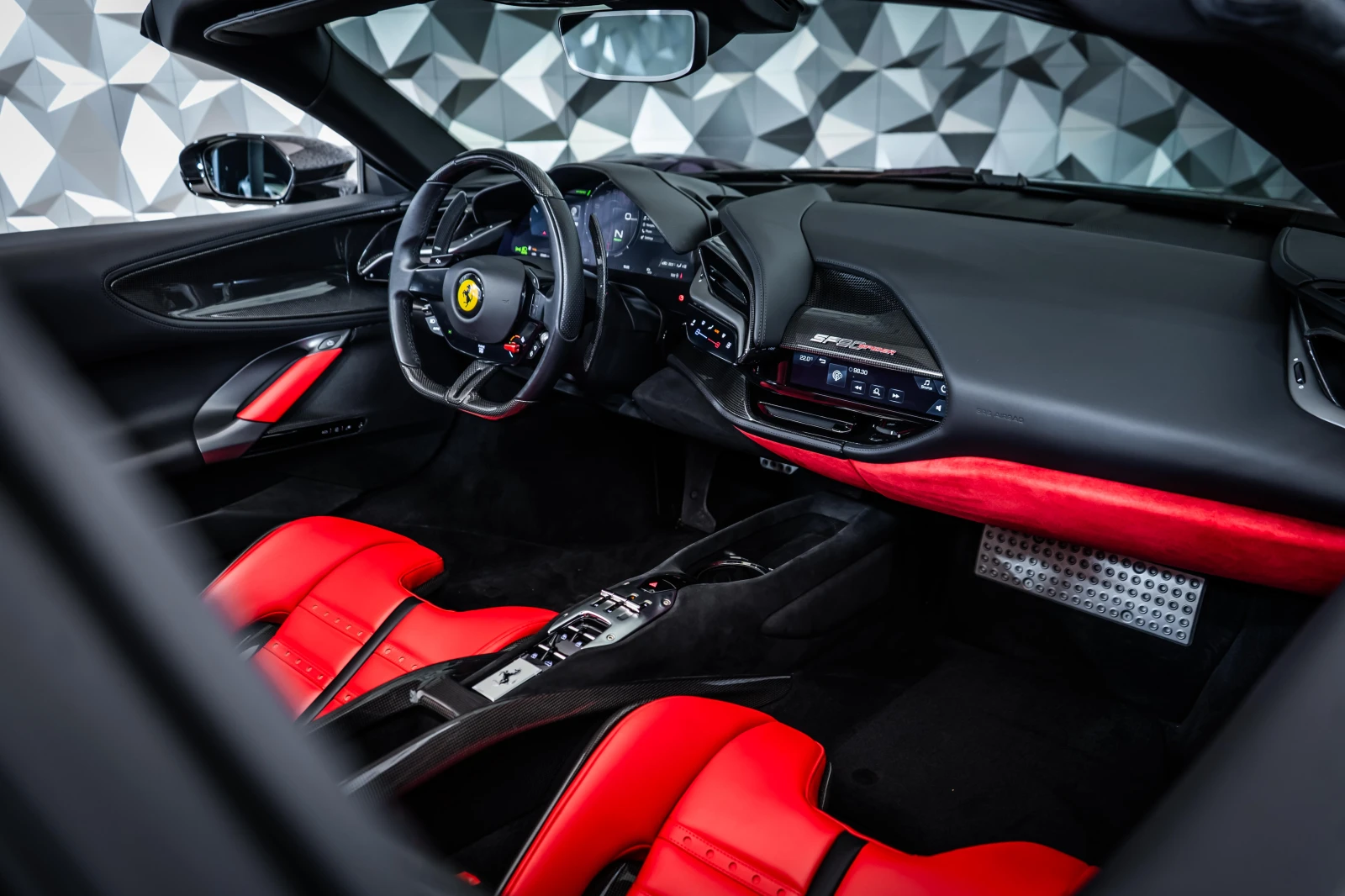 Ferrari SF 90 Spider Assetto Fiorano / Carbon / Daytona | Mobile.bg � ����������� 10