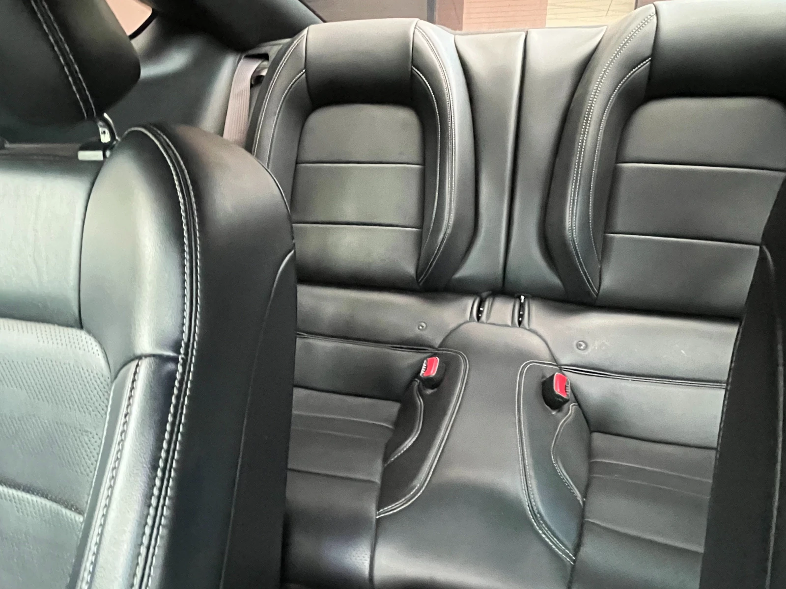 Ford Mustang  - изображение 9