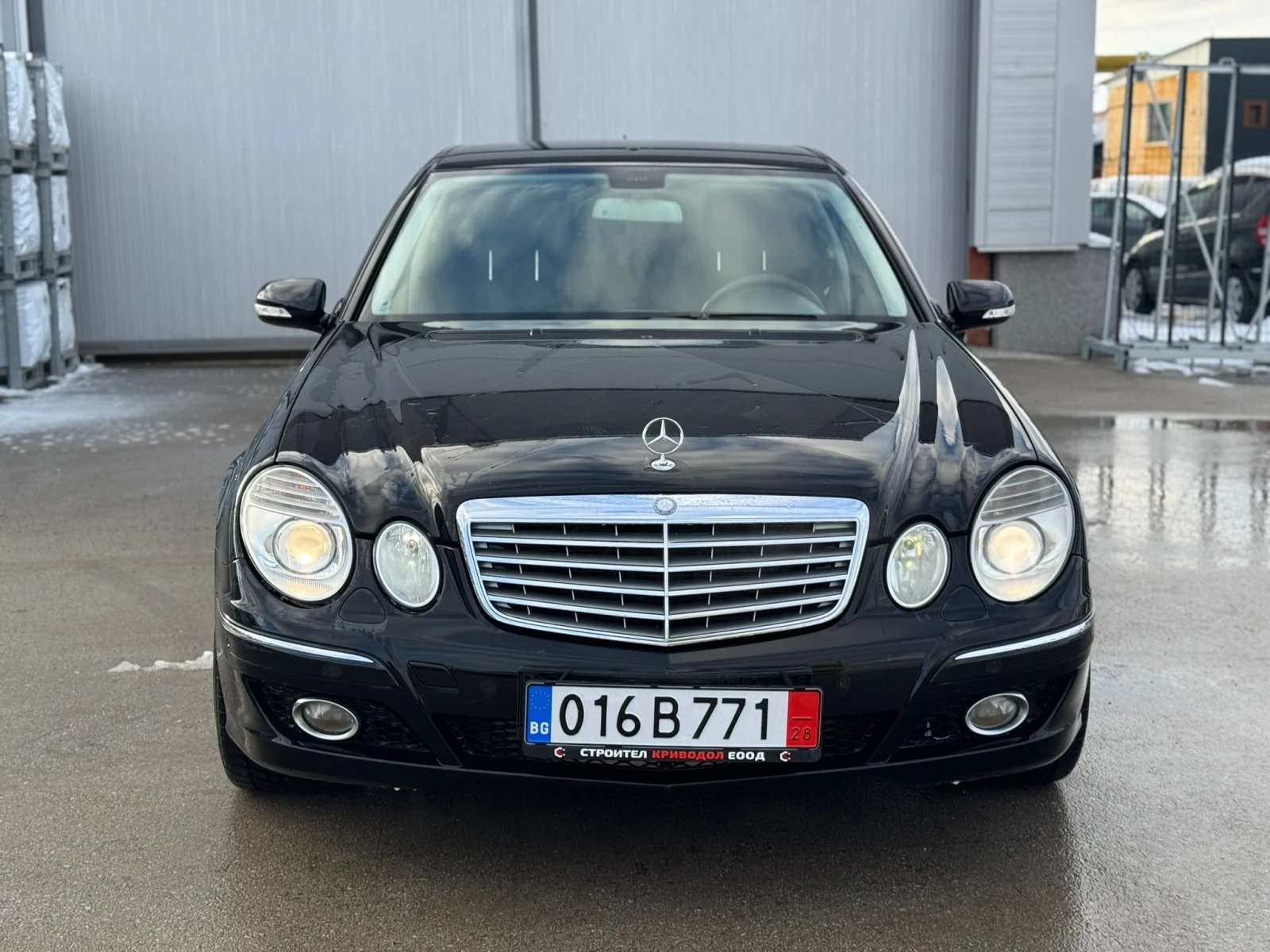 Mercedes-Benz E 320  - изображение 3