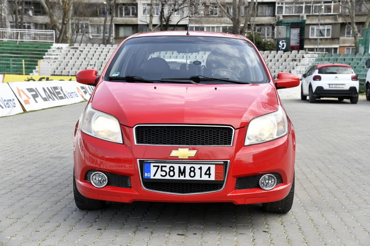 Chevrolet Aveo automatic, снимка 17 - Автомобили и джипове - 53907717