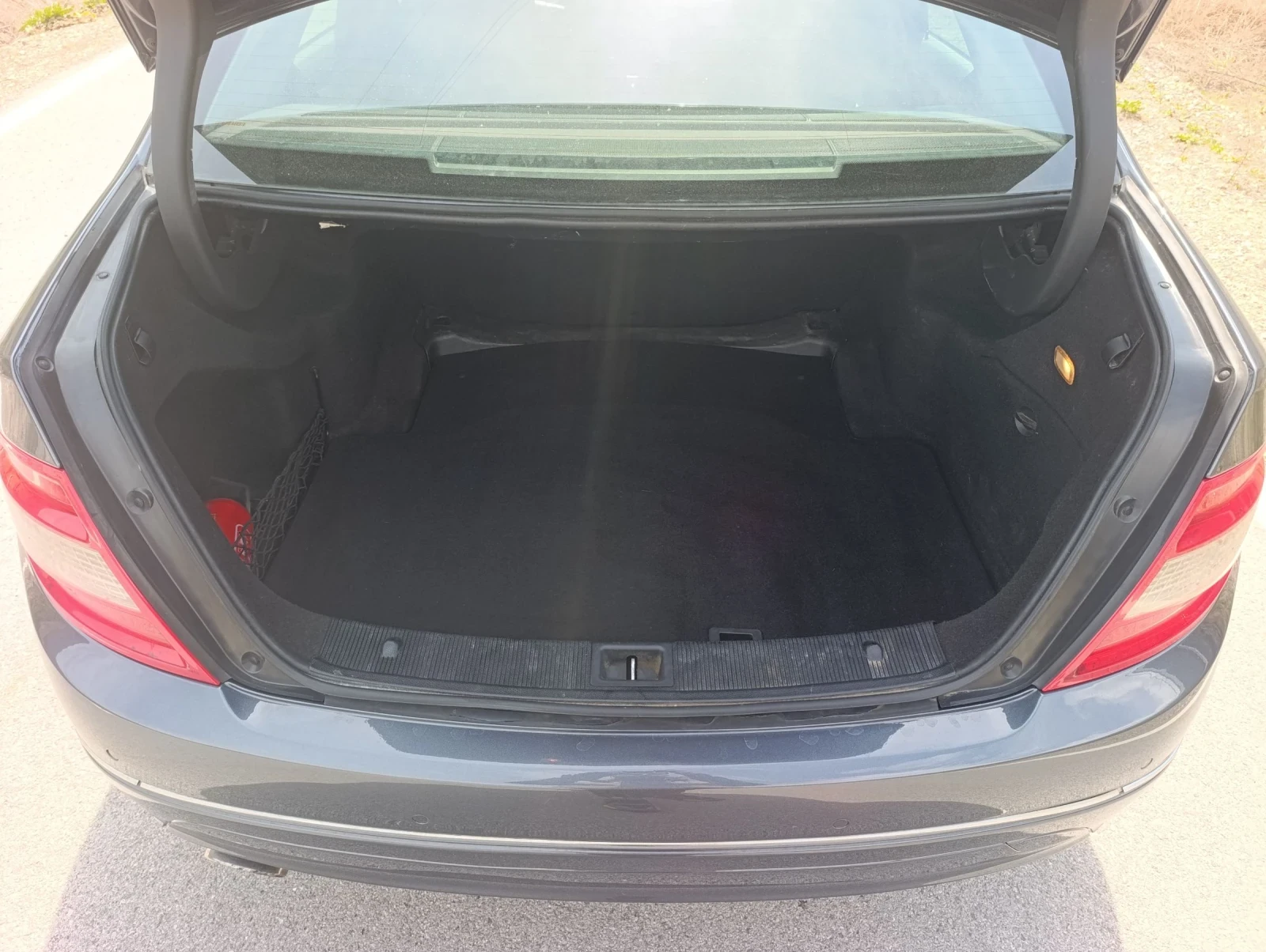 Mercedes-Benz C 220, снимка 11 - Автомобили и джипове - 53988239