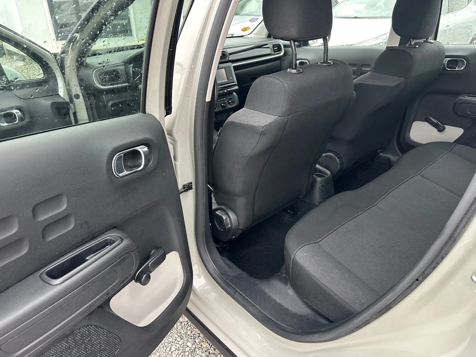 Citroen C3 1.2i 82HP 2021/11M NEWFace* 43000km* evro6B, снимка 9 - Автомобили и джипове - 54114242