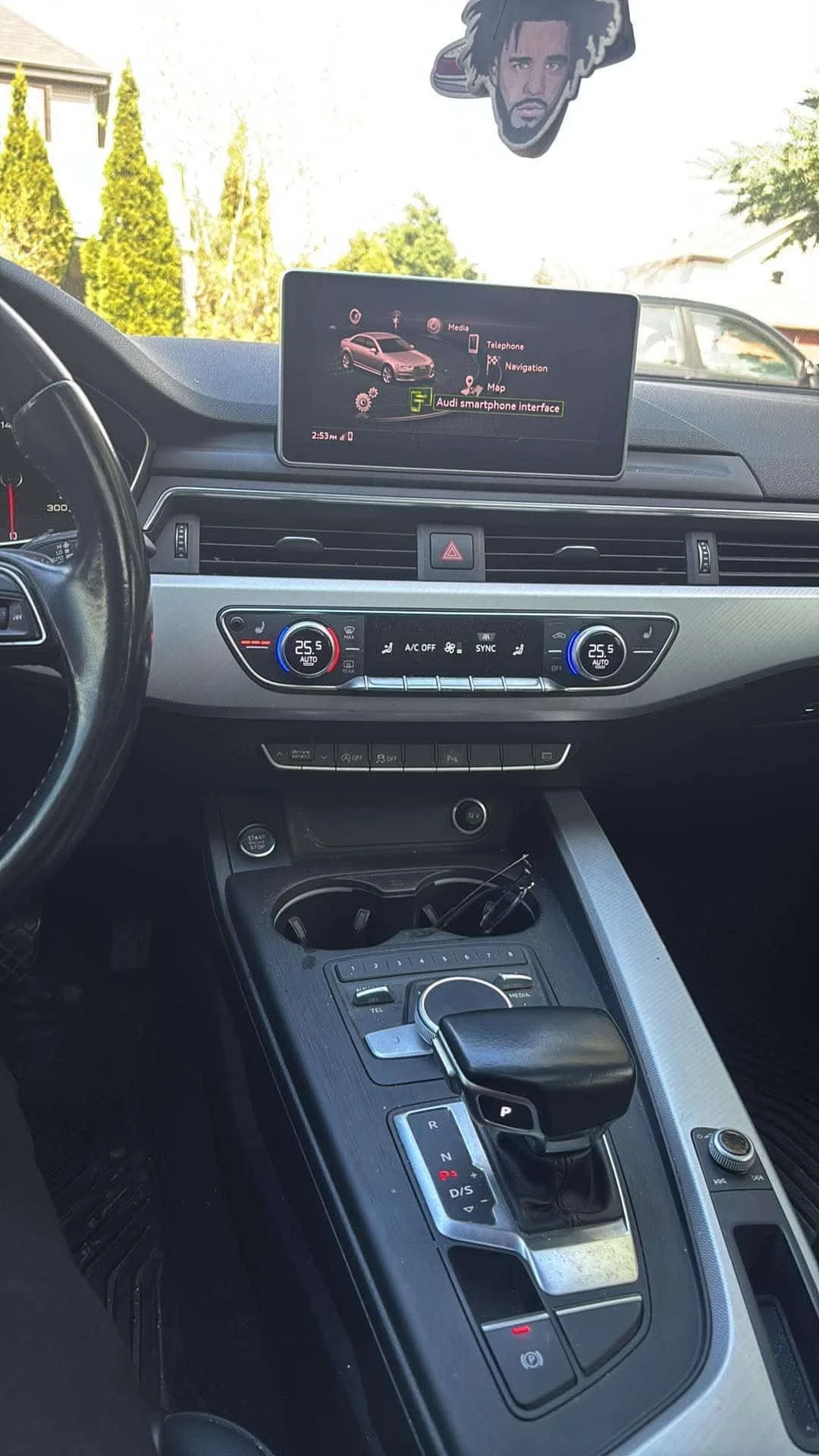 Audi A4 * Progressiv * PANO* KEYLESS* ПОДГРЕВ* , снимка 9 - Автомобили и джипове - 54489731