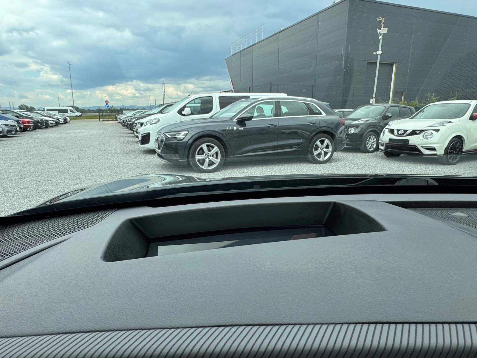 Kia EV6 GT-LINE 77.4KWH RWD ПАНОРАМА ДИСТРОНИК HEAD-UP , снимка 10 - Автомобили и джипове - 54633260