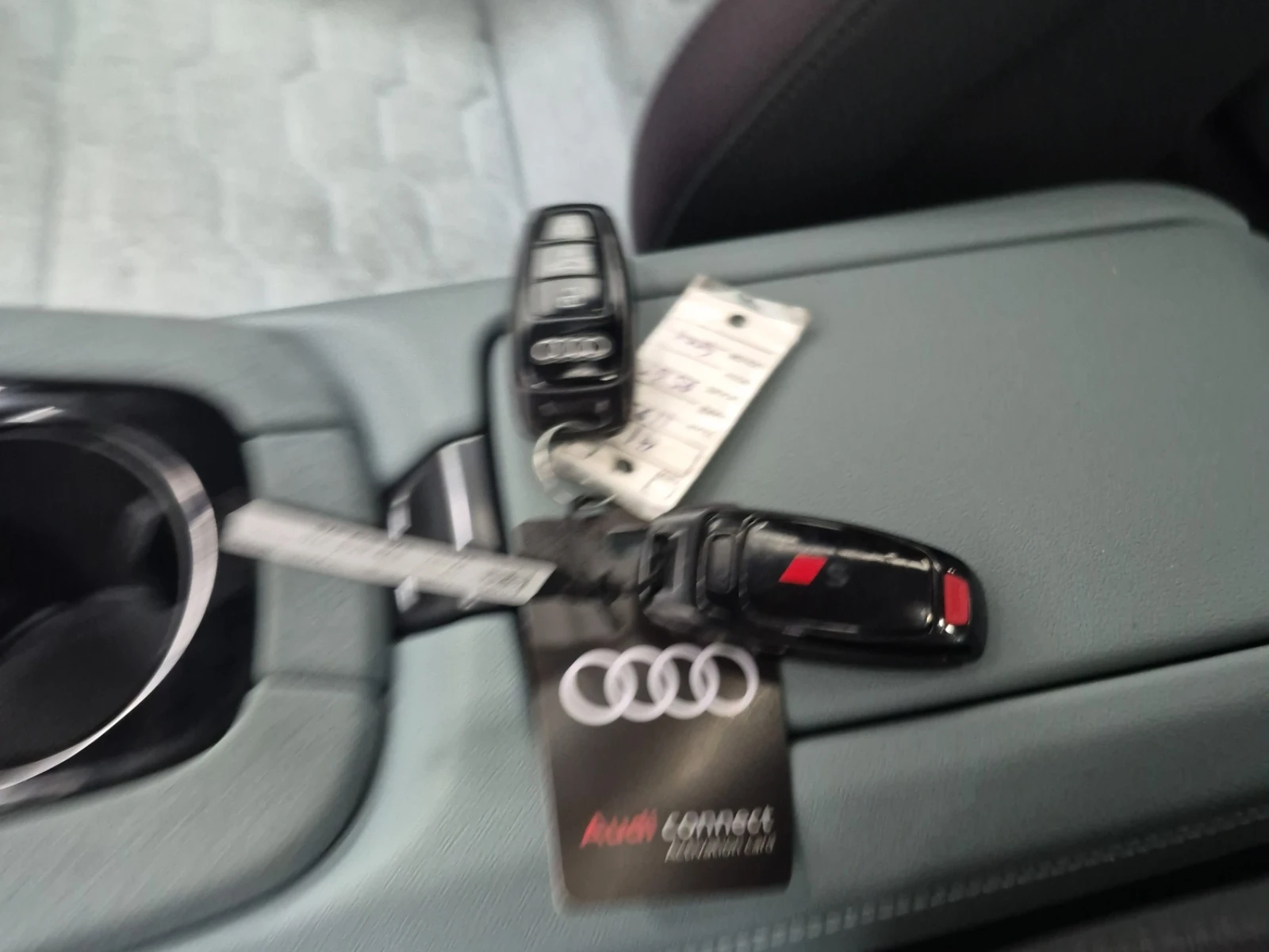 Audi E-Tron GT  S QUATTRO, снимка 15 - Автомобили и джипове - 54643422