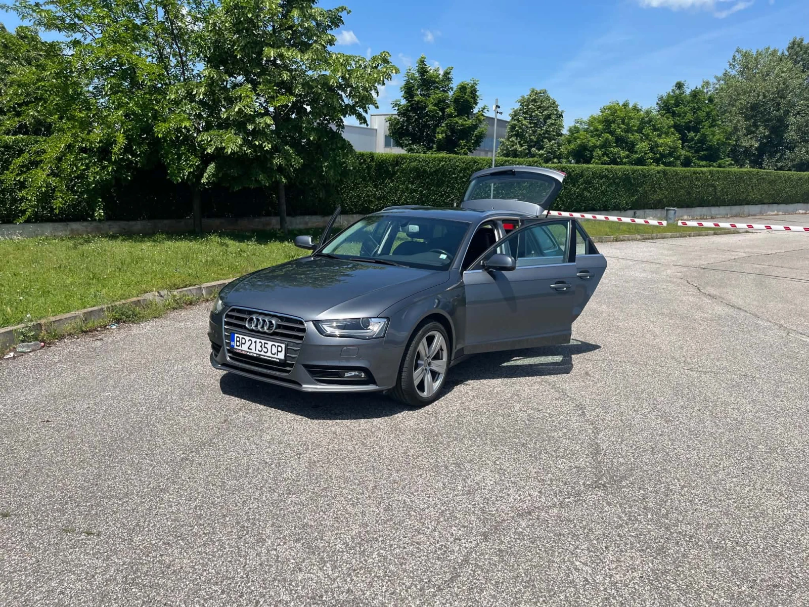Audi A4 AUDI A4B8.5/2.0TDI, снимка 13 - Автомобили и джипове - 54719945