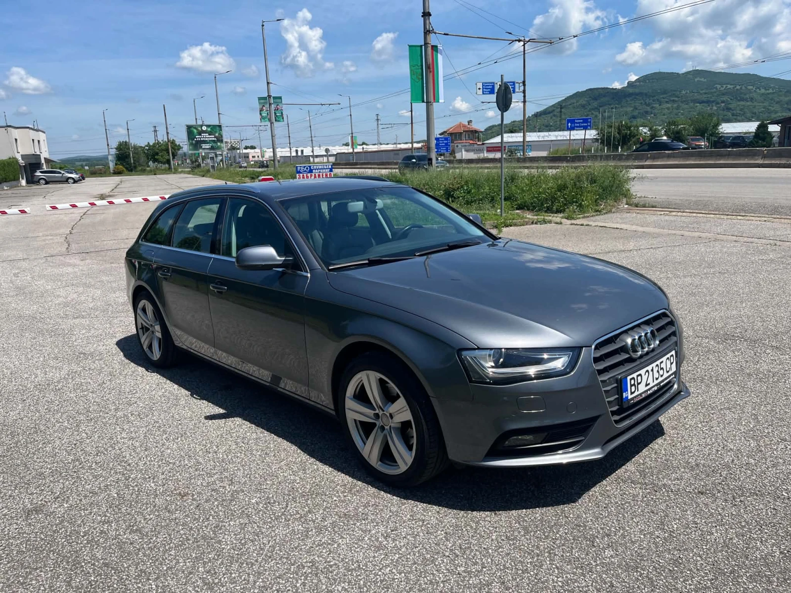 Audi A4 AUDI A4B8.5/2.0TDI, снимка 3 - Автомобили и джипове - 54719945