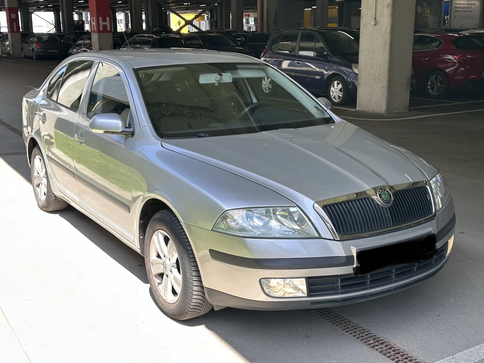 Skoda Octavia 1.6 Mpi Клима, снимка 2 - Автомобили и джипове - 55102087