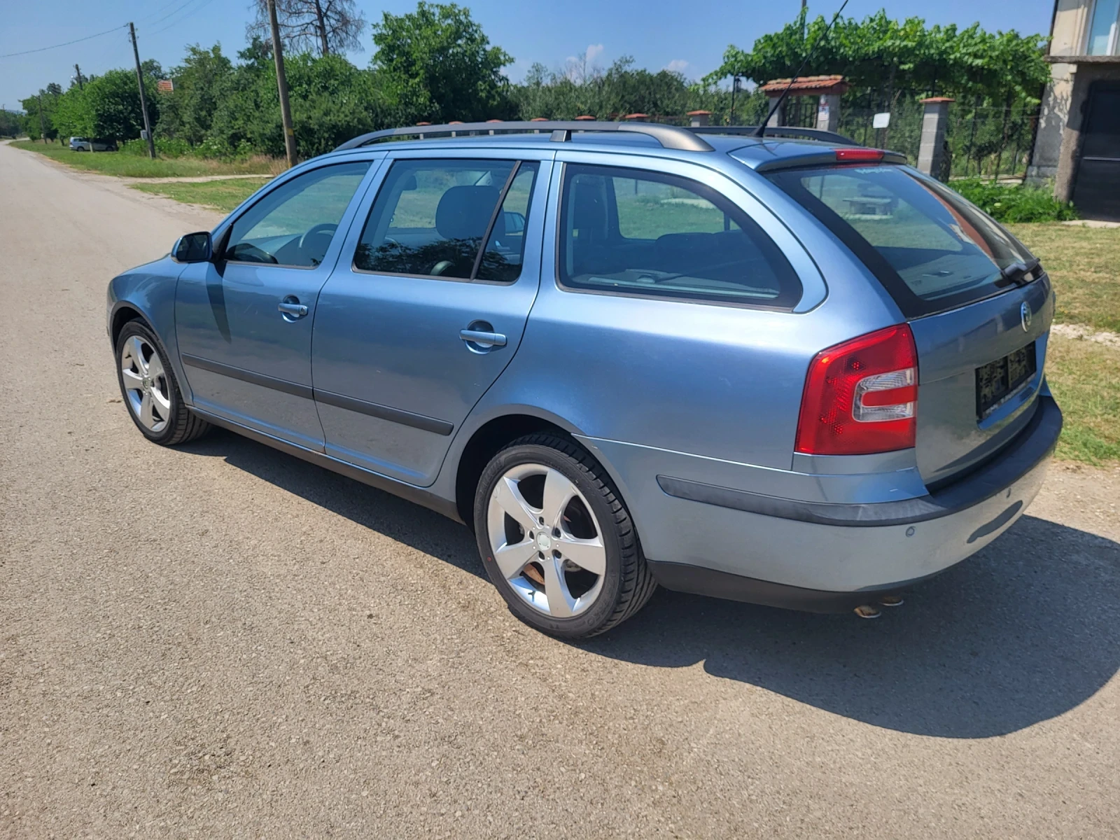 Skoda Octavia 1.9 TDI, снимка 7 - Автомобили и джипове - 55116776