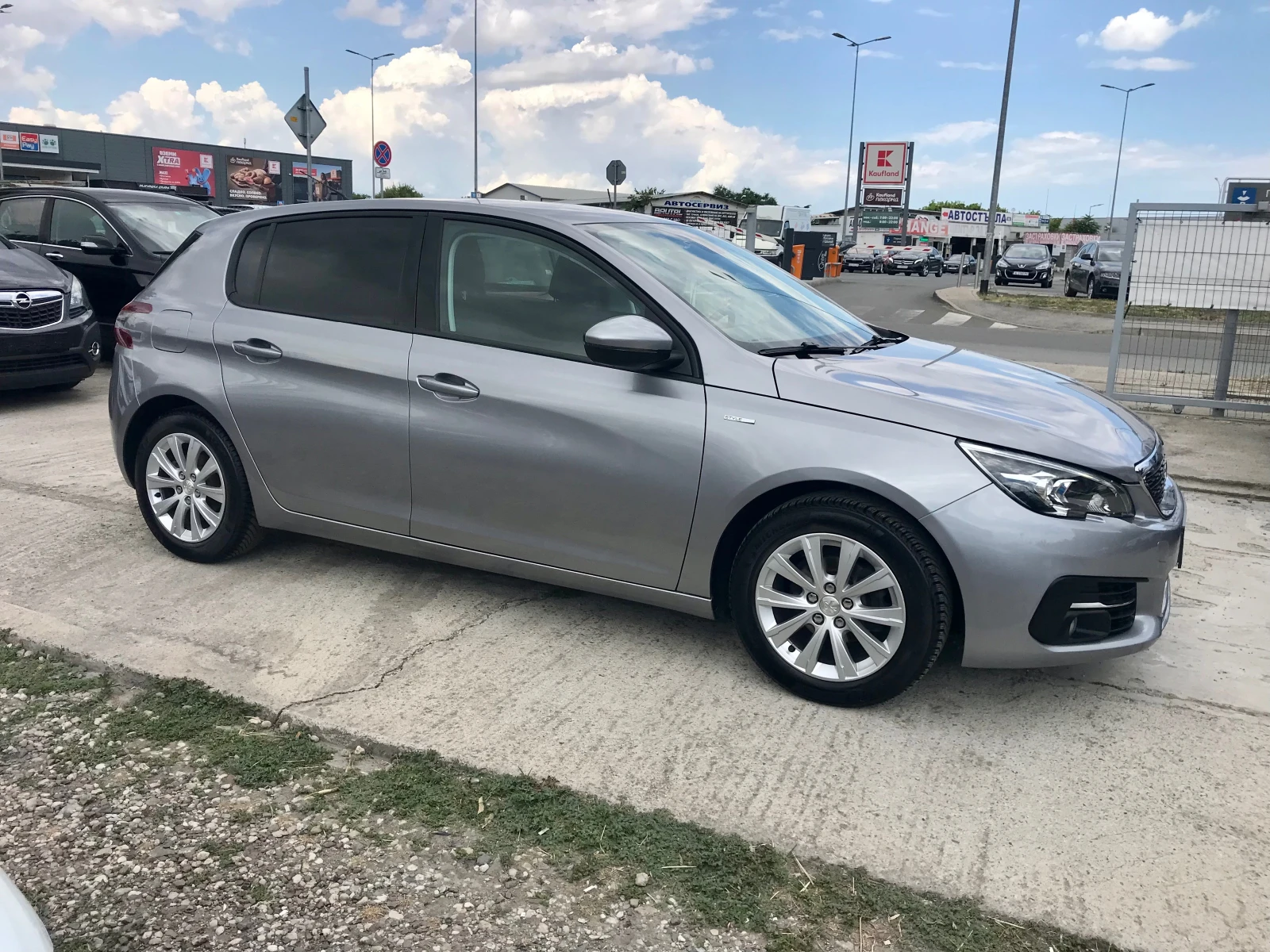 Peugeot 308 1.2i-120kc.-2020г.face, снимка 8 - Автомобили и джипове - 55197739