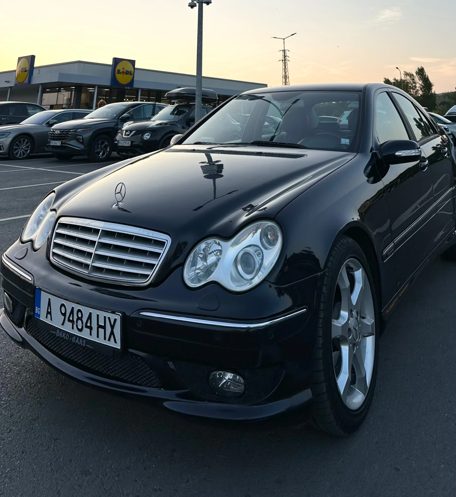 Mercedes-Benz C 220, снимка 3 - Автомобили и джипове - 55624656
